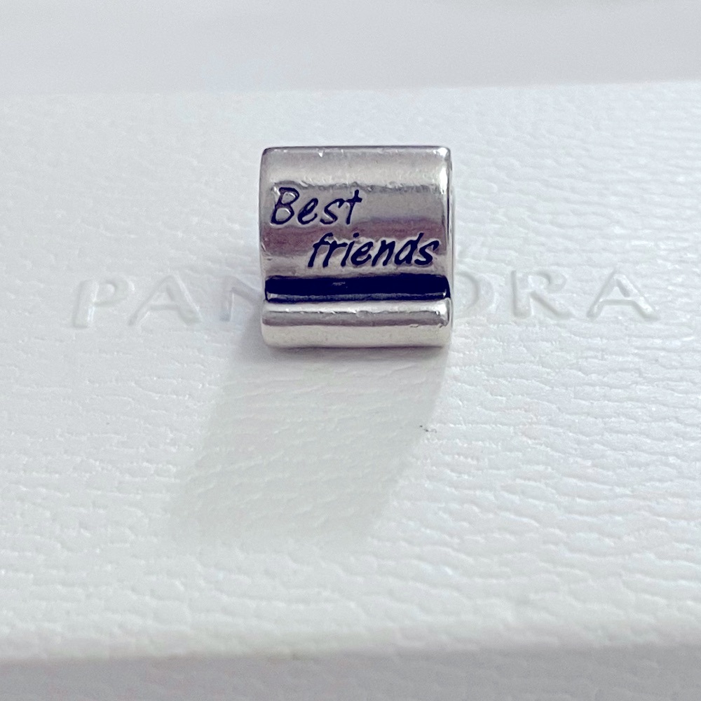 PANDORA Best Friends Scroll Charm